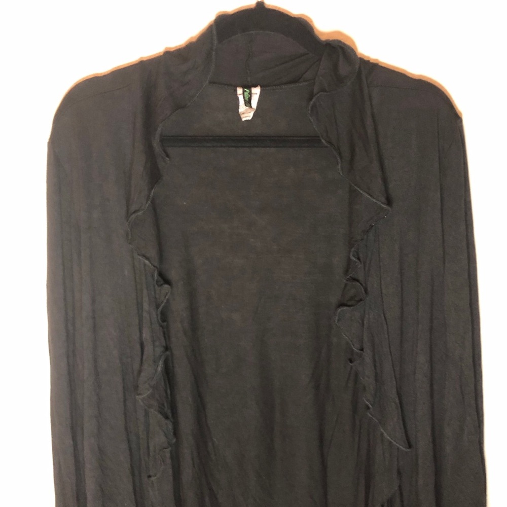 Poliana Plus Black Ruffled Edge Cardigan 3X GUC